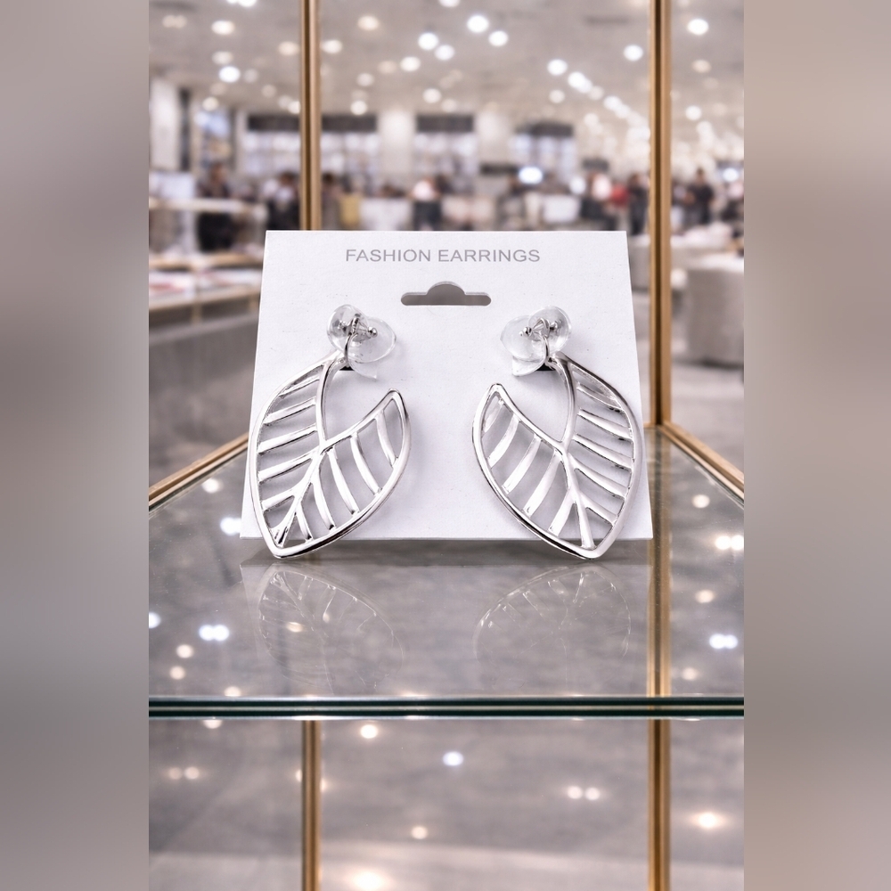 Silver leaf cut earrings